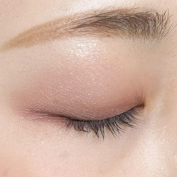 スナイデルビューティ アイデザイナーn 01 Coral Charm ブルベメイク