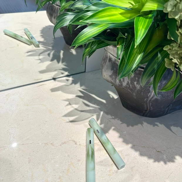 パケから可愛い中華コスメ♪
おすすめリップご紹介♡