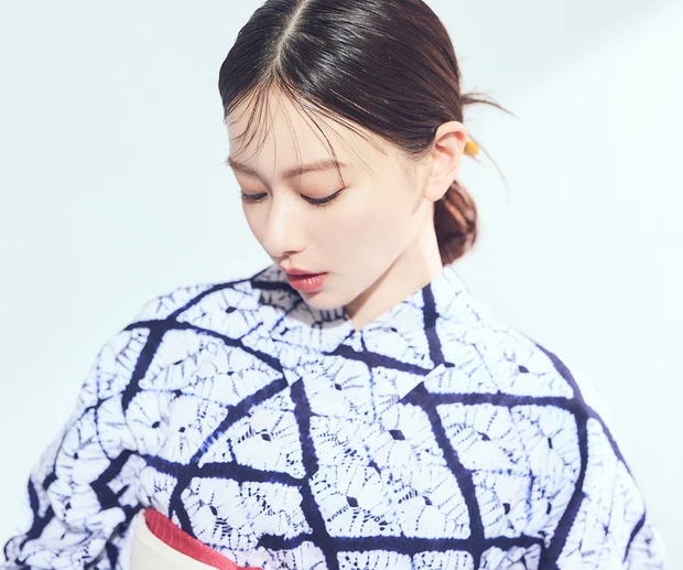 山本舞香 伝統柄浴衣のヘアアレンジ 山本舞香のBeauty Script