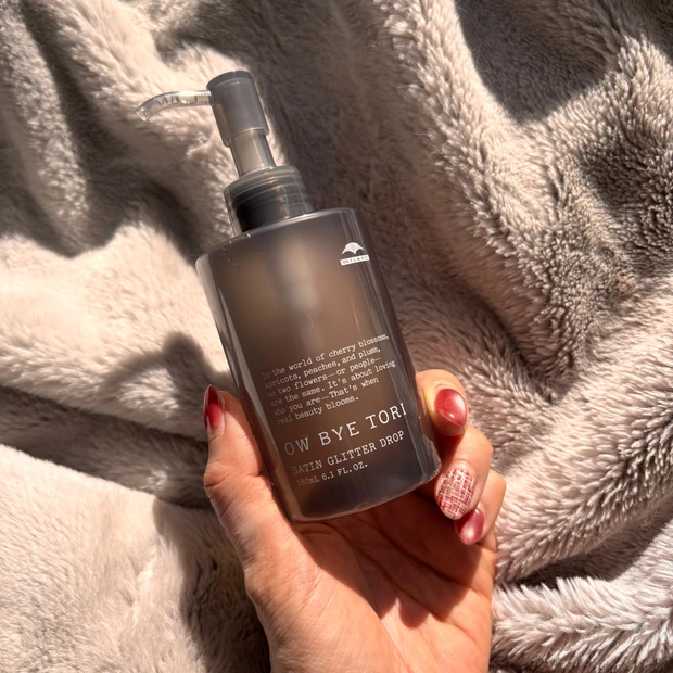 スタイリング抜群♡OW BYE TORI(オーバイトーリ)サテングリッター ドロップ