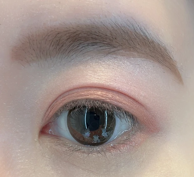 ディオールショウ サンク クルール 923のメイク①