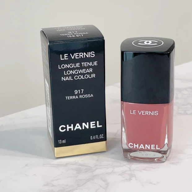 【新作コスメ2022❤】CHANELの新作ネイルは、デイリー使いしやすい軽やかテラコッタ！_2_1