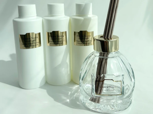 【フローラノーティス ジルスチュアート】新ルームフレグランスシリーズが登場！ 花畑の中でまどろむような香り