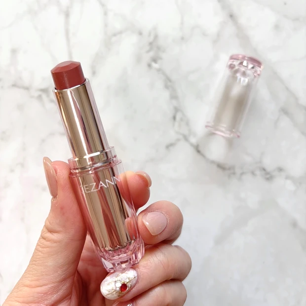 セザンヌ「ラスティンググロスリップN 301 モモコーラル」