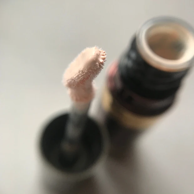 トムフォードビューティー エモーションプルーフ アイプライマー