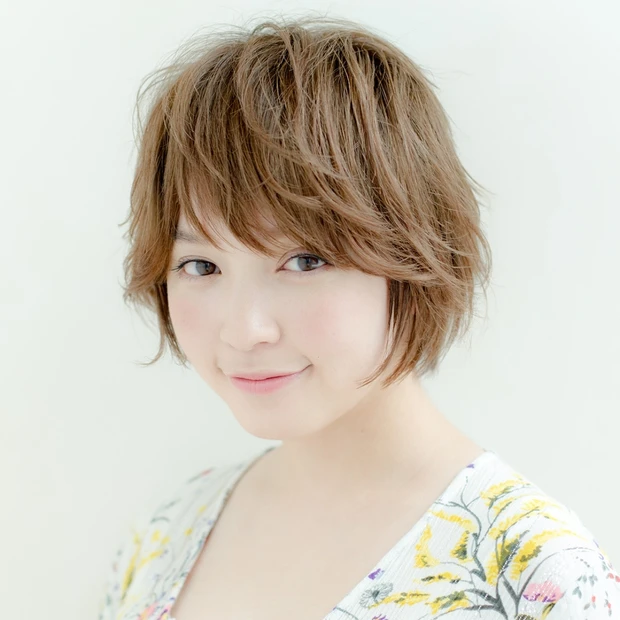 ほんのり動きをつけたストレートタッチで軽い!夏のショートはハネ感がポイン…