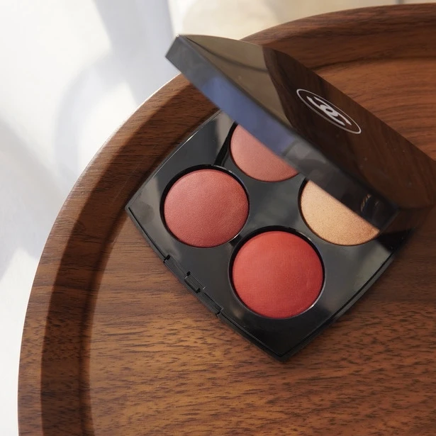  CHANEL レ キャトル ルージュ ユー エ ジュ 958 キャラクテール