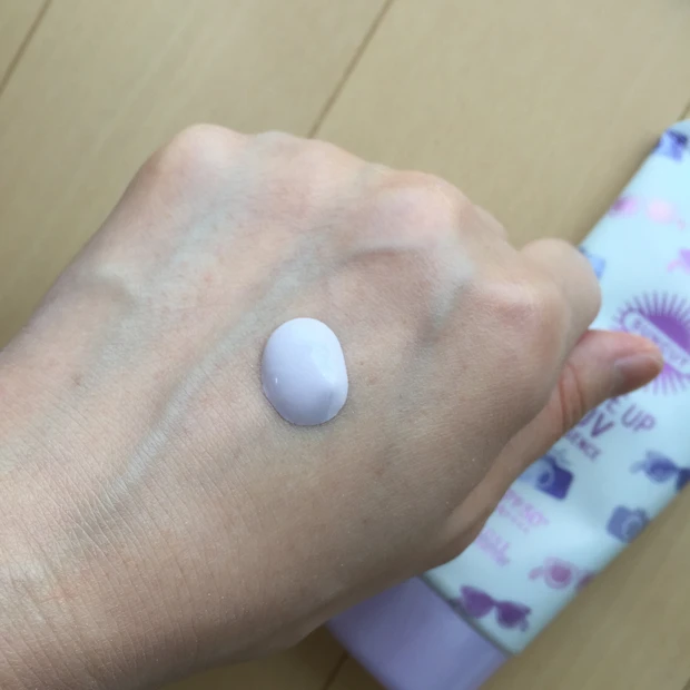 肌悩みや目的別♡
私的おすすめ!!ドラッグストアで買えるプチプラ日焼け止め9選♡♡Part2!!
_2_1