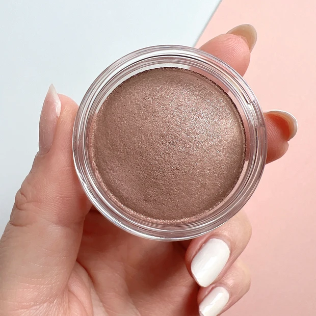 【新作コスメ】ベージュ好きさん必見！美容ライター推し色「コスメデコルテ　アイグロウジェム　スキンシャドウ」を徹底レビュー_2_1