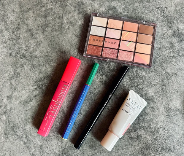 【40代旅好きポーチの中身】マキア10月号 特別付録 「レスポートサック」×MAQUIA おしゃれカモフラ柄ポーチ　私はこう使う！【ミニマムフルメイク持ち歩き】
_5