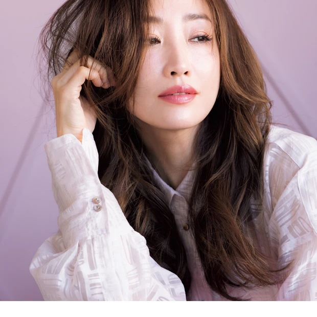 神崎さんの本命はピンク♡ 春色を今っぽく美人に取り入れるテクを公開!