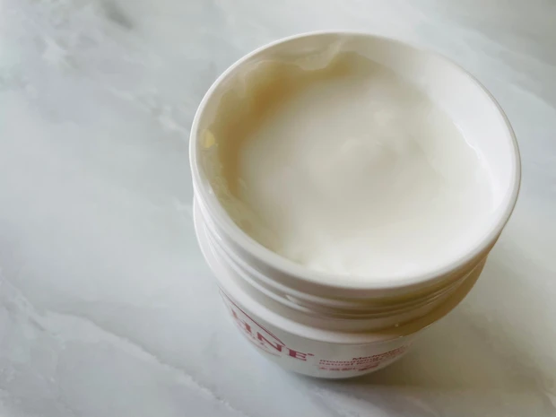 【MAQUIAインフルエンサーのオッス！推しコス】私の手放せない激推しアイテム、エーザイのザーネクリーム♡_4_2