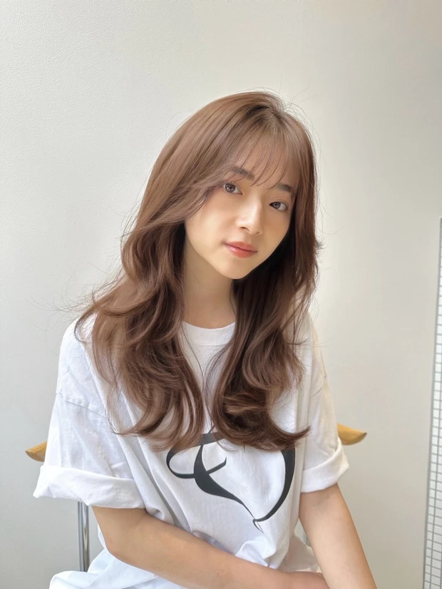 ヘアカタログ ロング ロングヘア 前髪あり サイド