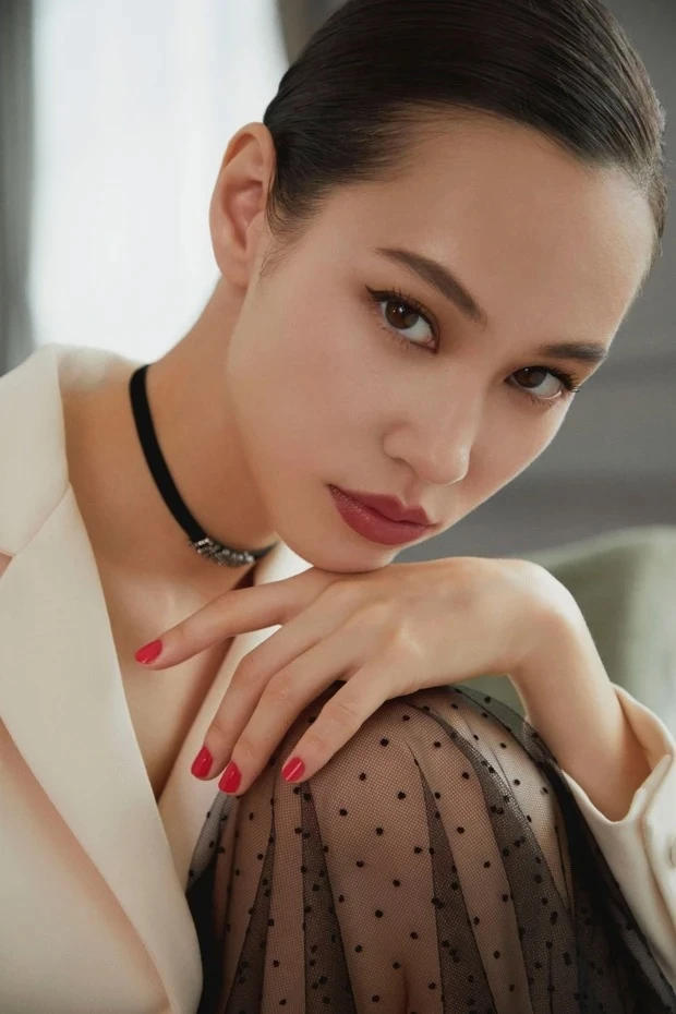 「ディオール」のアイコニックなリップスティックを纏った水原希子さんと北村匠海さんの特別なルック！