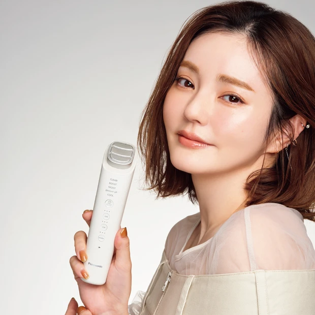 パナソニックの美顔器で、日々のケアをブースト！ 新生イオンブーストをスキ…