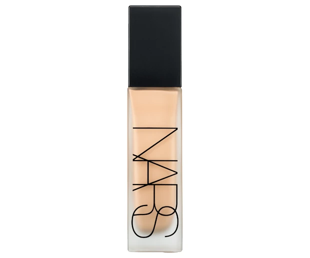 毛穴カバー力の高いリキッドファンデーション NARS ナチュラル ロングウェア ファンデーション
