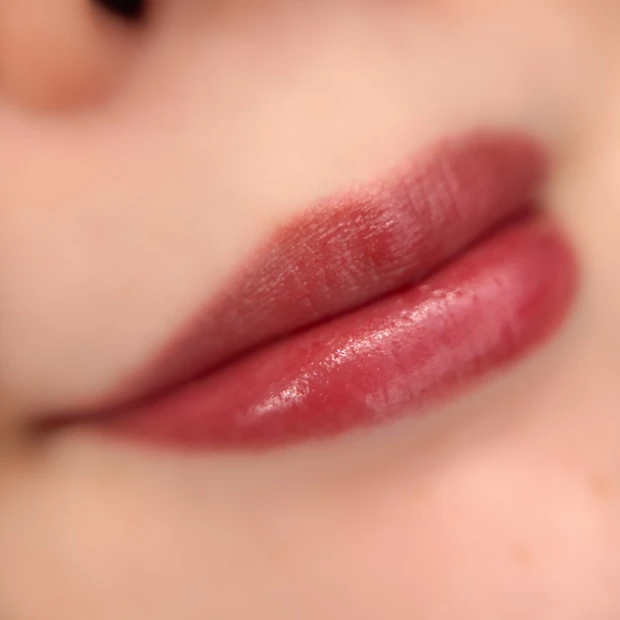 塗った瞬間、品格。「アルビオン エクシア ルージュ レヴェランス 01」が大人に刺さる理由_5