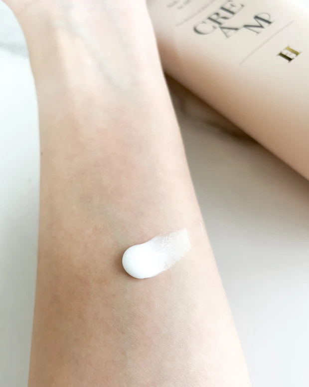 Qoo10メガ割でお得に買える！『Her lip to(ハーリップトゥ)』ボディクリームで目指せマシュマロボディ♡_2