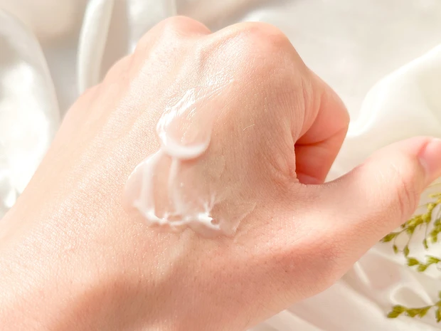 \ 敏感肌の雪肌精 / シンプルさらっと、高保湿感。クリアウェルネス _5_2