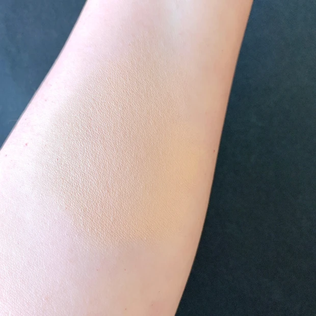 アディクション初のクッションファンデをお試し! 光レイヤードでまるで素肌のような自然なツヤ肌へ【春コスメ2021】#マンデーカラースウォッチ_2