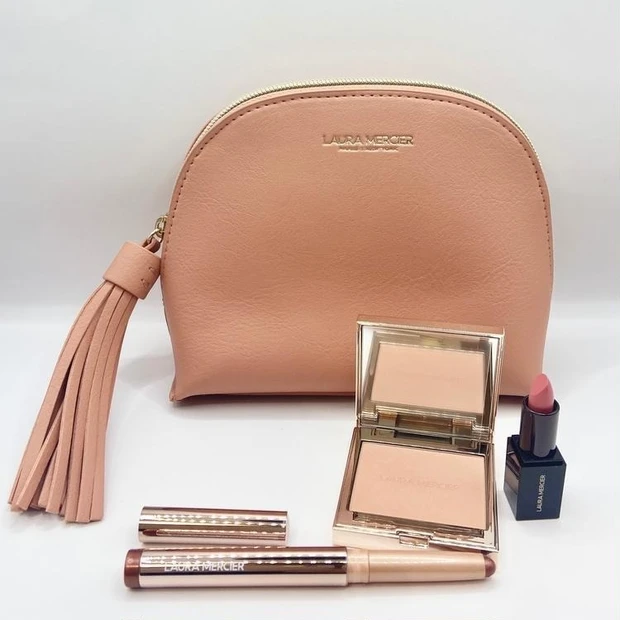 【5位】《ローラメルシエ》@cosmeビューティーイベント限定品のクリスマスコフレをレビュー