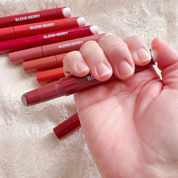 【全色レビュー】話題の痛くないプランパーリップ BLEND BERRY リップバルーン_4