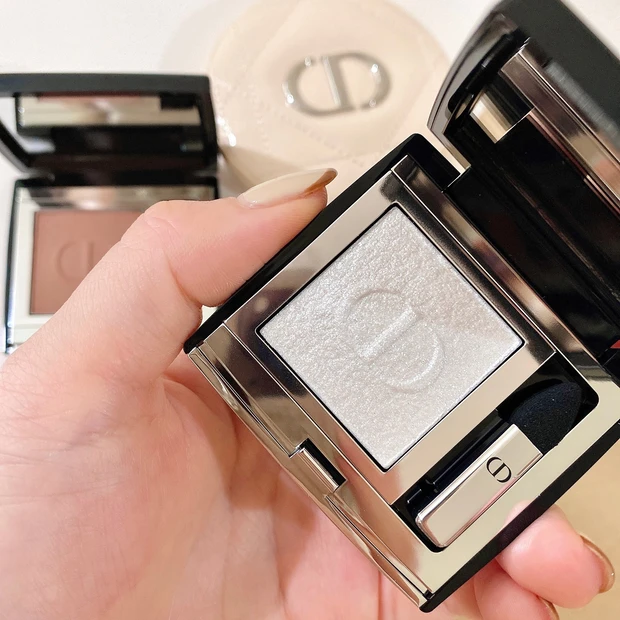 【旬の秋メイク】今抑えておくべきは、キラキラミルクティーメイク！ディオールの人気アイシャドウを使ったアイメイクHowTo_2_1