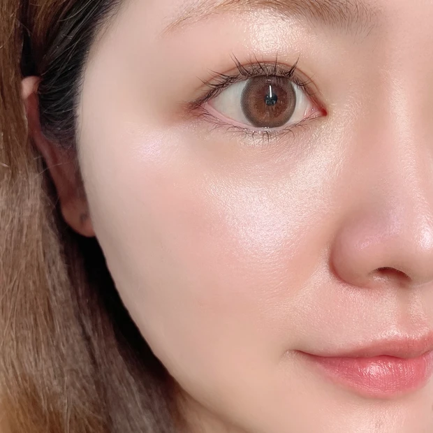 CHANEL(シャネル) ル ブラン ロージー ドロップス ハイライト