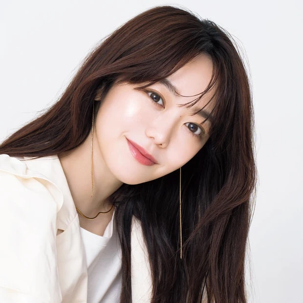 【3位】峯岸みなみさんの全方位モテメイクを、みんベス受賞コスメで実践!