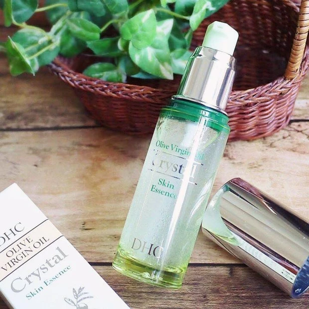 オイルの苦手な方こそ使って欲しい！DHCコスパ抜群オイル美容液！