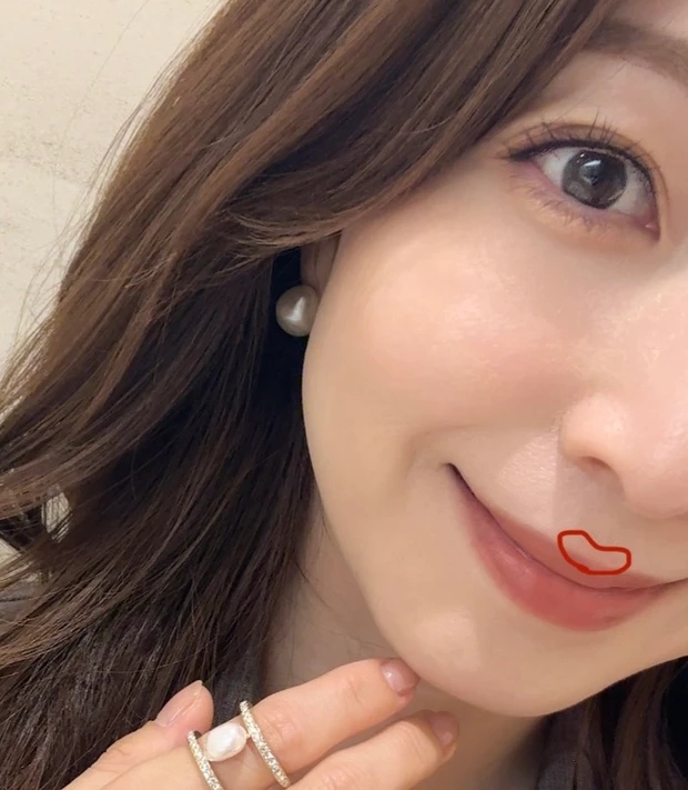 【こじはる買い】小嶋陽菜さん愛用のハイライト♥夏っぽ艶肌が作れる私の推しハイライトも紹介!今ぜひ買って欲しい理由とは?_5