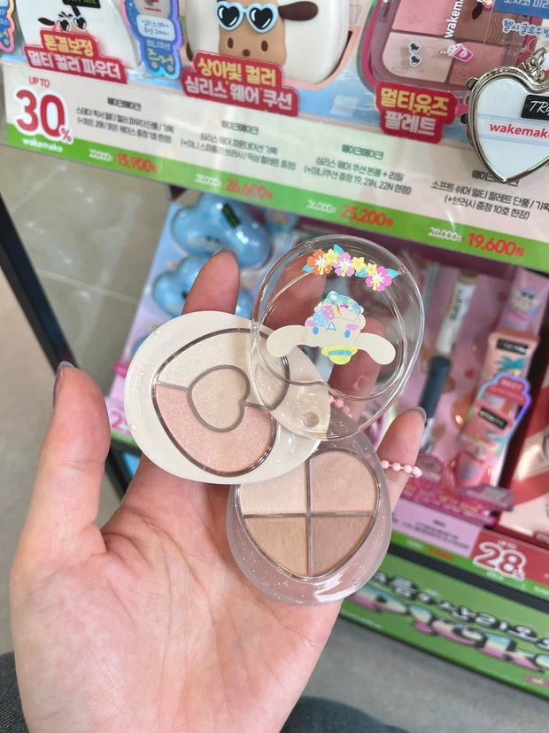 ETUDE(エチュード)×シナモロールのコラボ