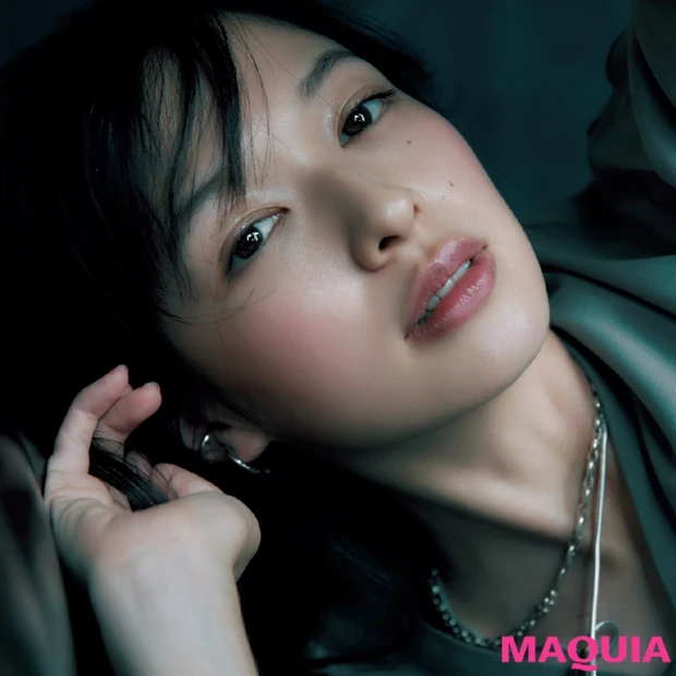 素肌に勝るファンデーションはなし！ 大人とメイクの理想の距離感とは？