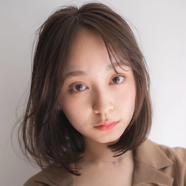 ボブ 髪型 ヘア ヘアスタイル 大人 30代 40代 ピンクブラウン 前髪なし