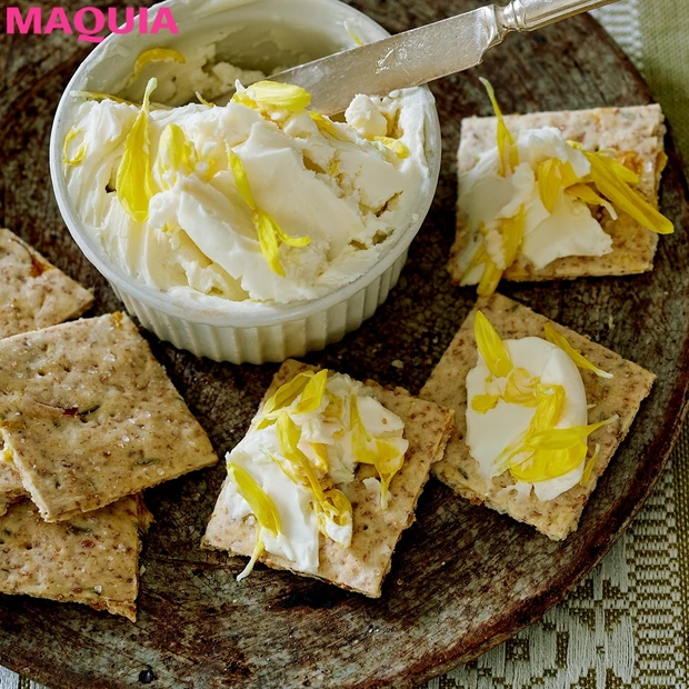 ダイエット中の小腹を満たす! サクサク食感のグラハムクラッカー