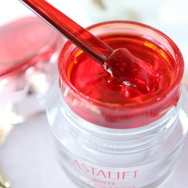 美白も、ハリも、潤いも諦めたくない方へ！アスタリフトの新・ぷるじゅわ先行美容液_2