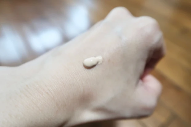 【8月21日新発売 マスクにつきにくいファンデーション】マキアージュ ドラマティック カバージェリー BB_3_1