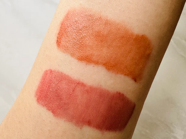 KATEのリップモンスタースフレマット(数量限定色)のスウォッチ