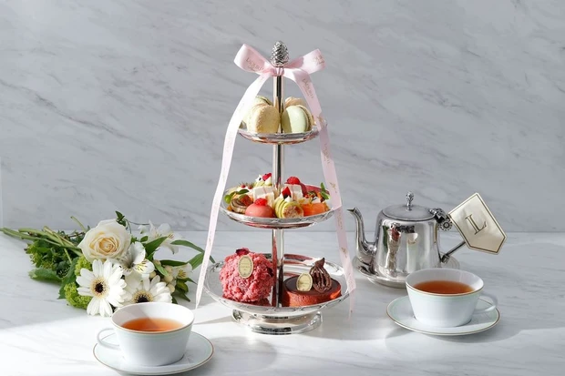 銀座エリアにラデュレ♡本日OPEN!　愛と幸福を形にしたような期間限定ケーキと店舗限定マカロン二種はこちら_5_2