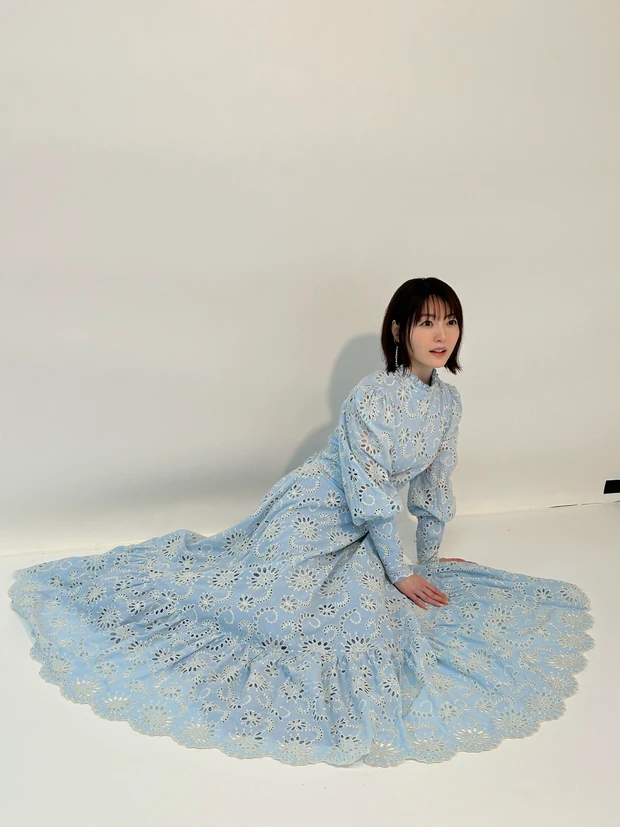 声優・花澤香菜さん【ディオールのコンシーラーで作るメリハリメイク】GALLERY_3