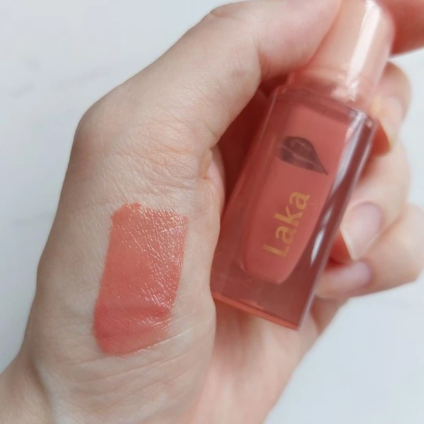 Laka ジェリーイングヌードグロス 303、イエベ