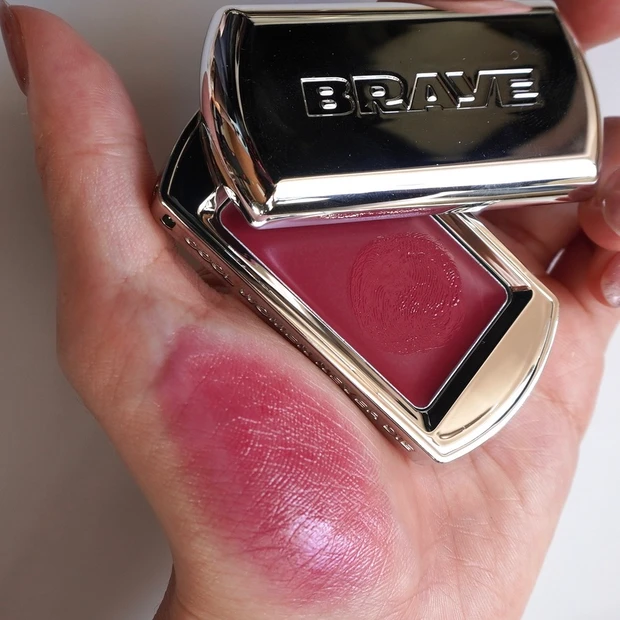 BRAYE ブレイ LIPSLEEK リップスリーク 韓国コスメ ウェアラブルコスメ