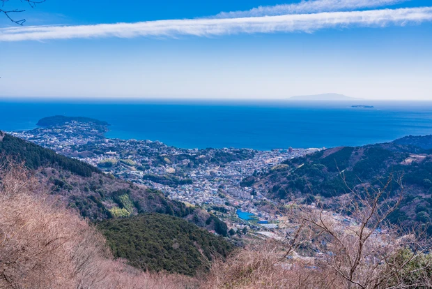 月山もも ひとリート ソロ登山 初心者 登山 半日 日帰り リトリート 関東 神奈川 幕山 湯河原温泉 相模灘 真鶴半島
