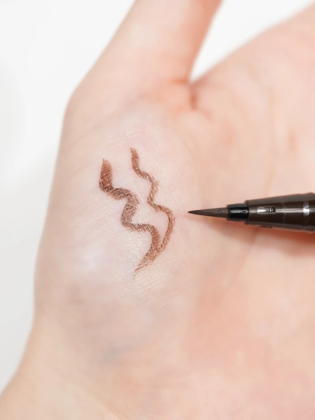 LoveLiner ラブ・ライナー リキッドアイライナーR4 ダークブラウン