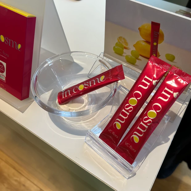 インコスメ VCフローラ