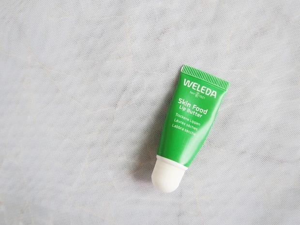 WELEDA (ヴェレダ) スキンフード リップバター