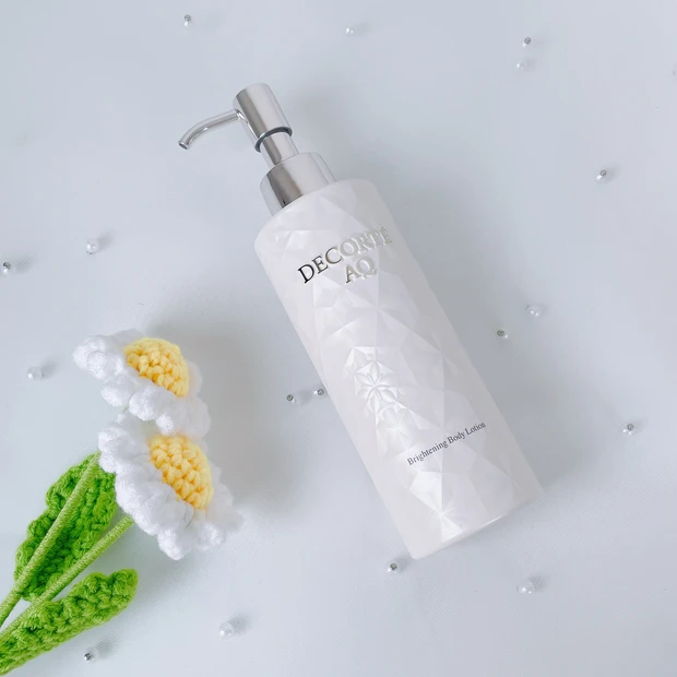 コスメデコルテ AQ ボディミルク