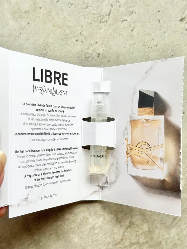 イヴ・サンローラン　香水　付録　リブレ　マキア　MAQUIA 