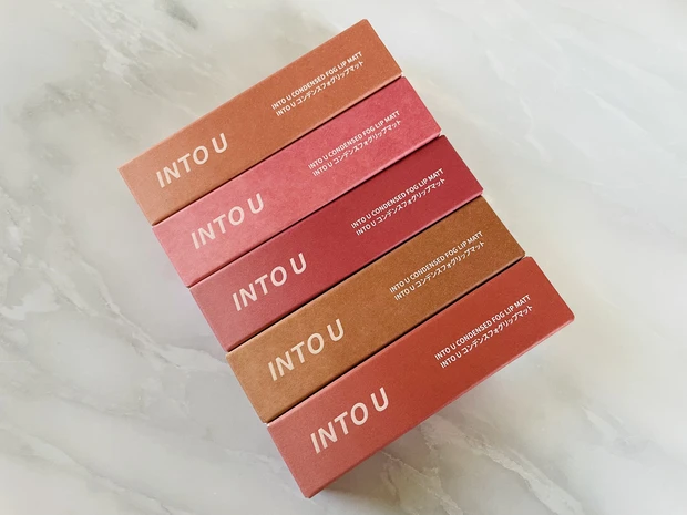 大好きな中国コスメ【INTO U】の新作!マットとティントのいいとこ取りした「コンデンスフォグリップマット」をご紹介♡_6