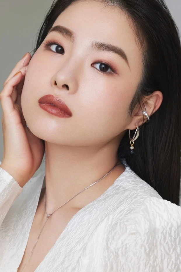 【一重アイメイク】ベスコス受賞ディオールのサンク クルール クチュールはこう使う